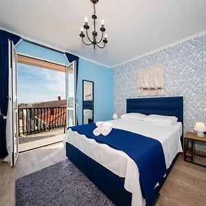 Guest house Padre, Pag Town